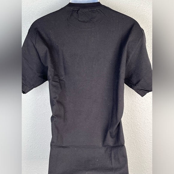 NWOT Vintage TapOut shirt Lg - Picture 2 of 8